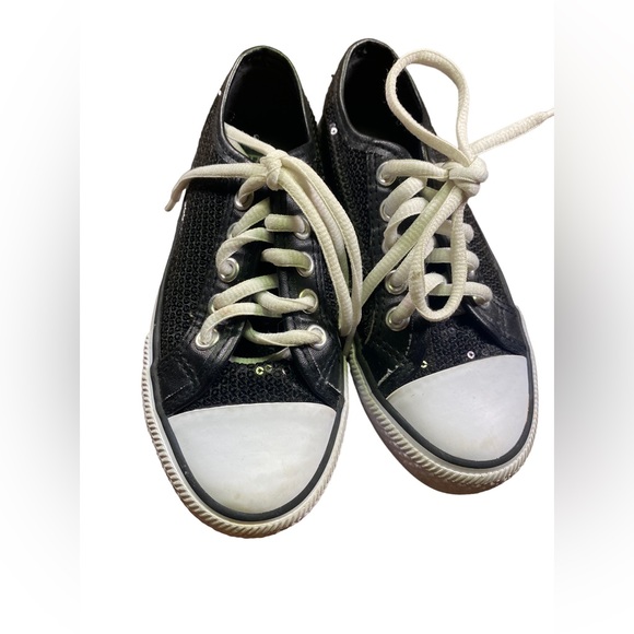 DOUBLE PLATINUM GIRLS SHOES SIZE 1 - Picture 2 of 12